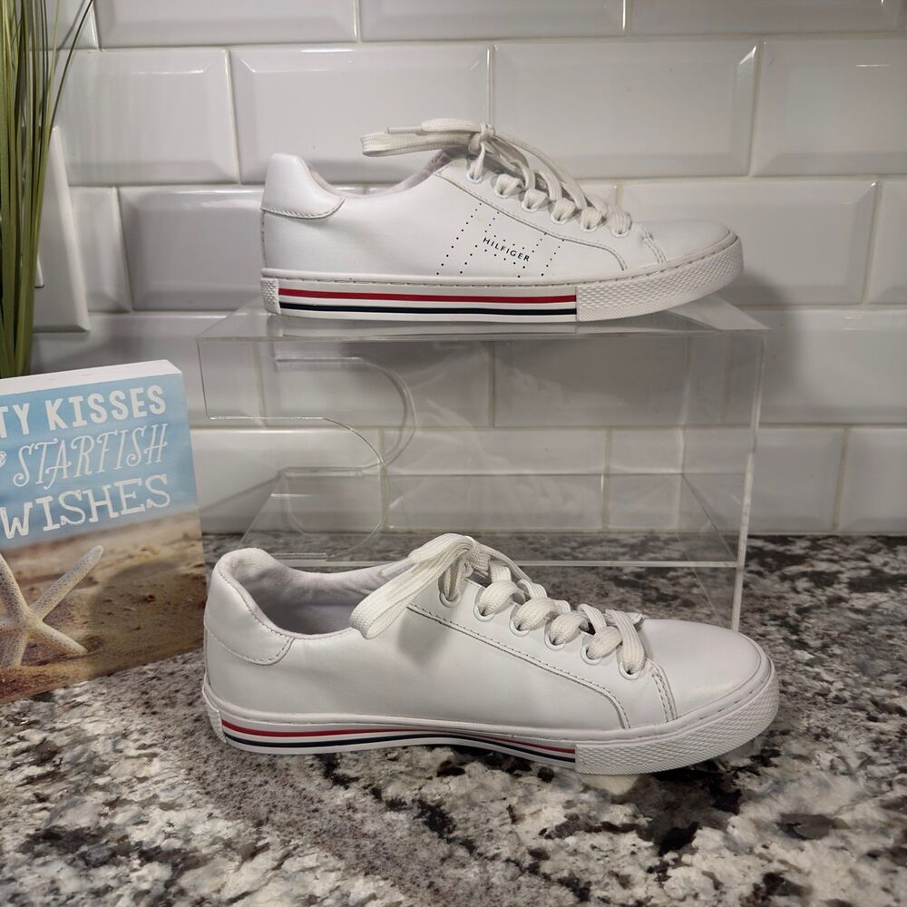 Tommy Hilfiger Sneakers Size 7